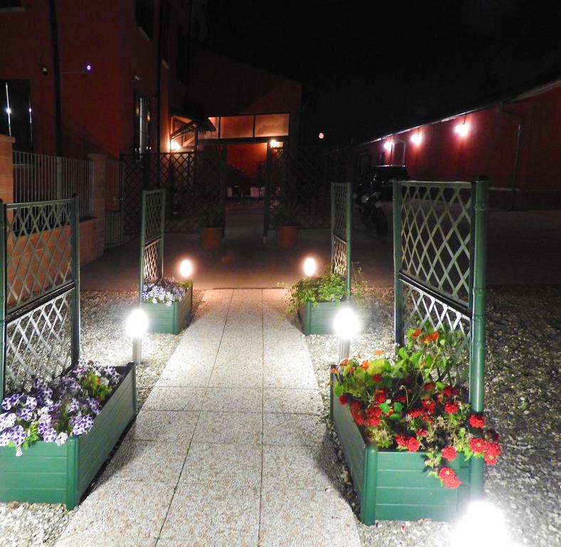 Affittacamere Da Franco Parma Exterior photo