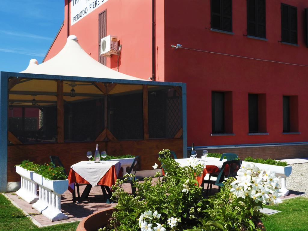 Affittacamere Da Franco Parma Exterior photo